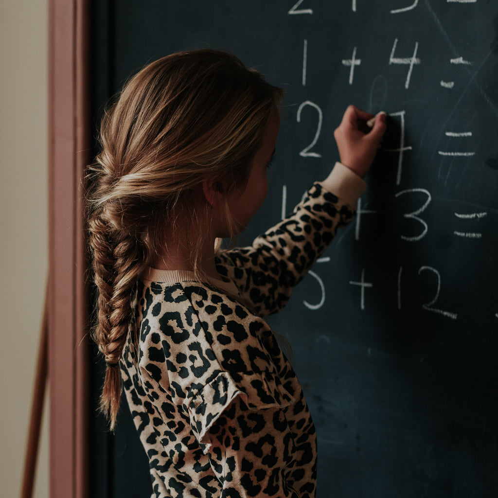Meisjes Sweater met Ruffles en Panterprint | Koko Noko