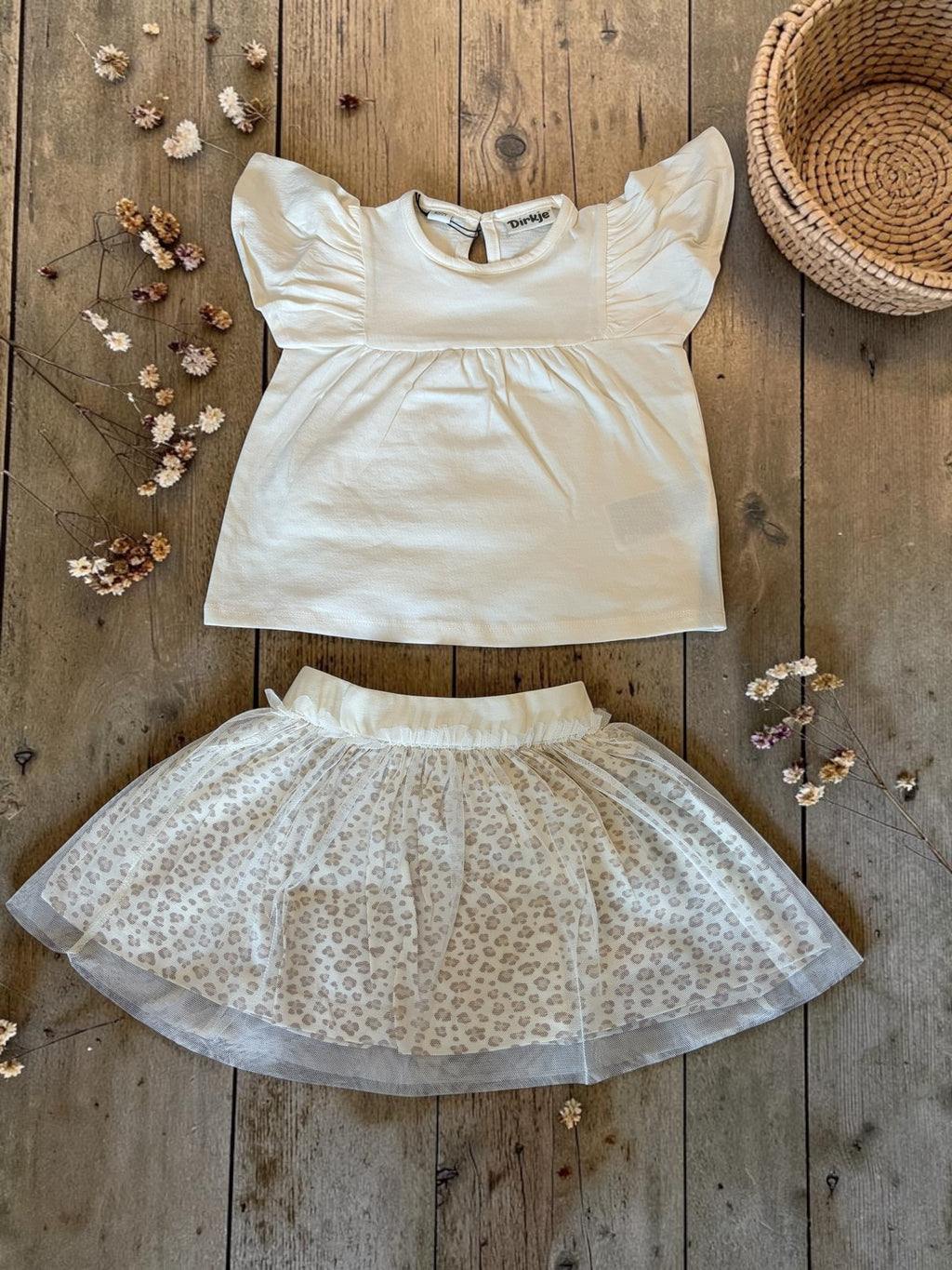 Shop the look - Dirkje rokje en t-shirt
